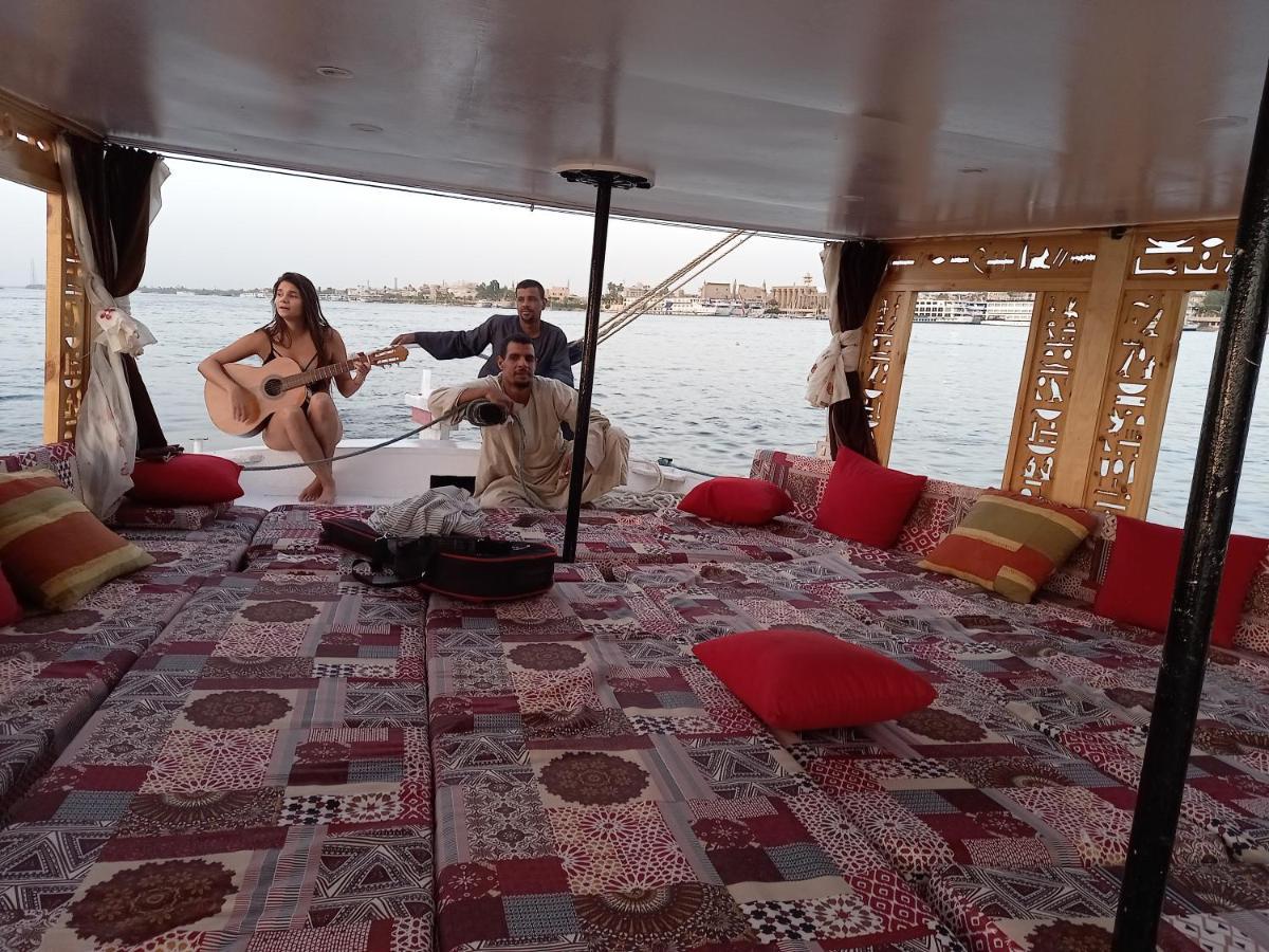 Nile Sunrise Felucca Boat Private Rental Luxor Exterior foto